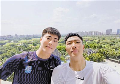 瑜伽老师:幻想般的体格